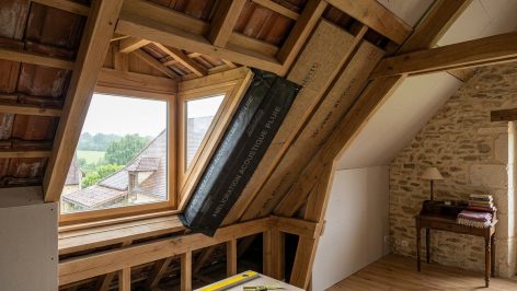 Bruit de pluie sur toiture: Solutions spécifiques d'isolation phonique